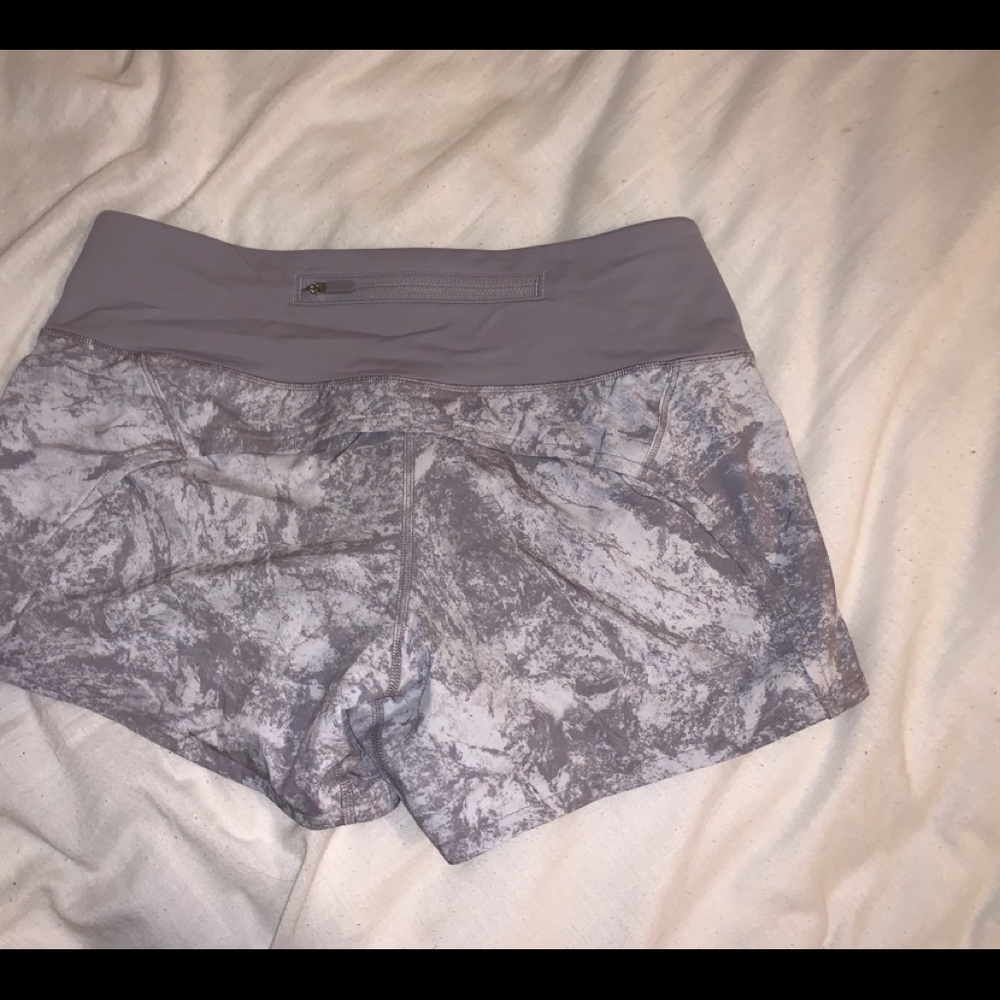Lululemon speed shorts size 4